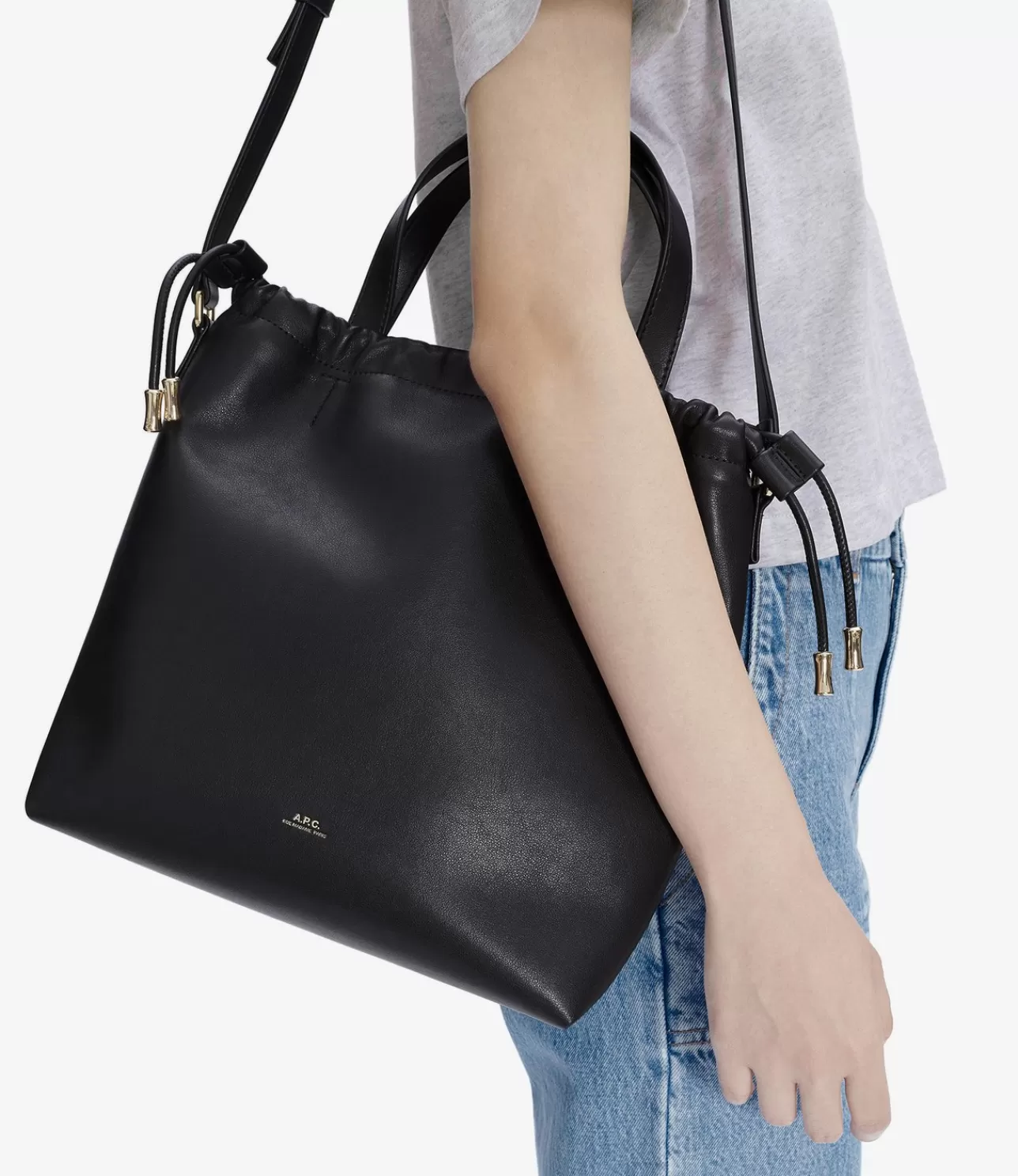 Women A.P.C. Ninon shopping bag