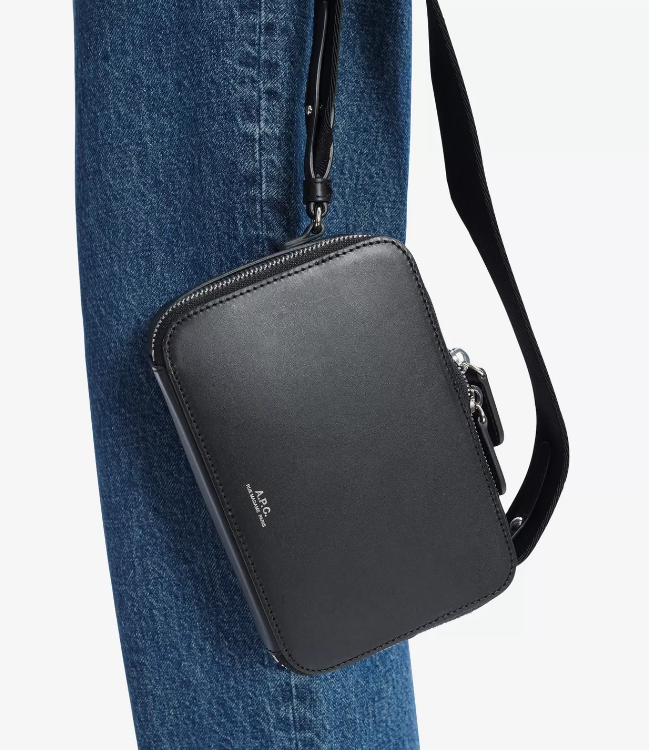 Women A.P.C. Soho camera bag