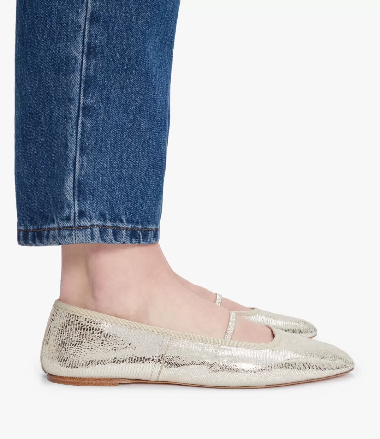 Women A.P.C. Swan ballet flats